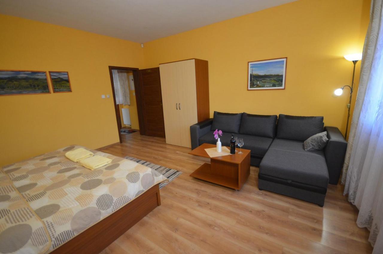 Apartmany Best I. Bešeňová Eksteriør bilde