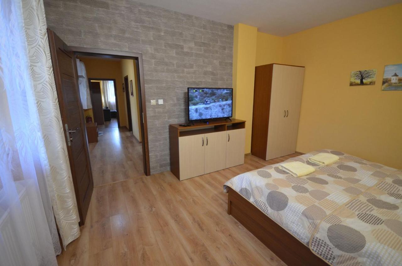Apartmany Best I. Bešeňová Eksteriør bilde